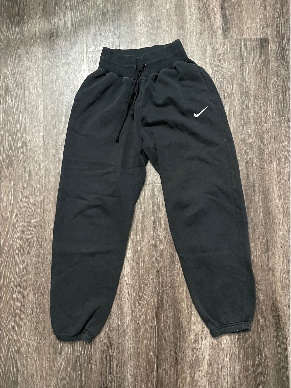 Nike Club Phoenix Fleece Joggers